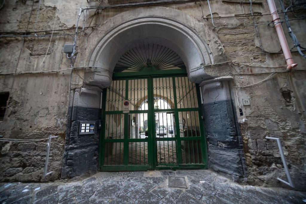 Home Nonna Sabina - Centro Storico Napoli Екстер'єр фото