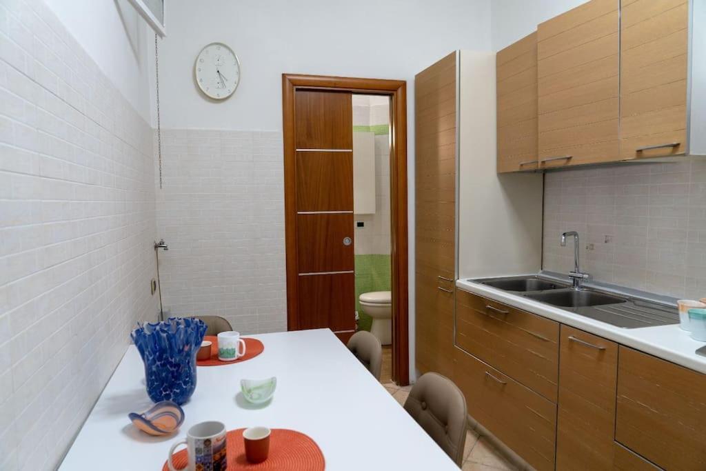 Home Nonna Sabina - Centro Storico Napoli Екстер'єр фото